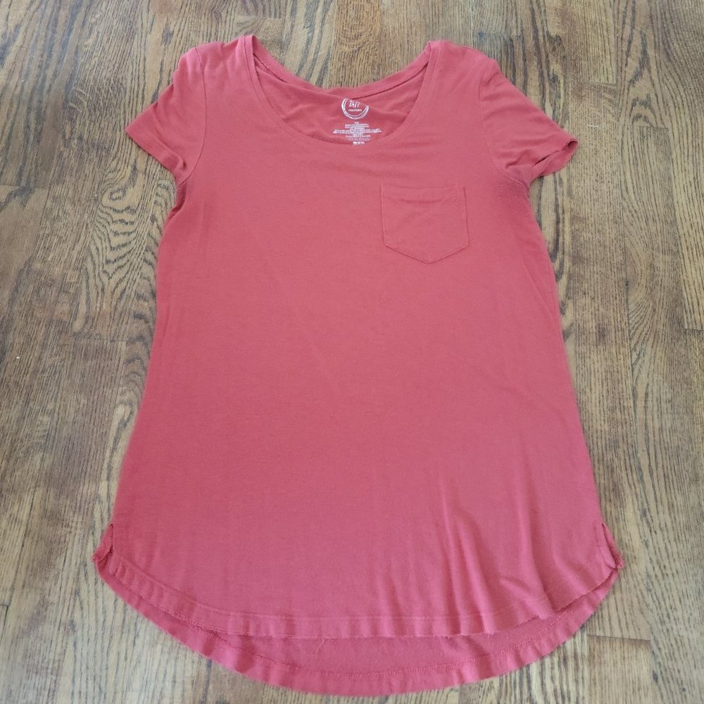 Maurices rust/orange shirt